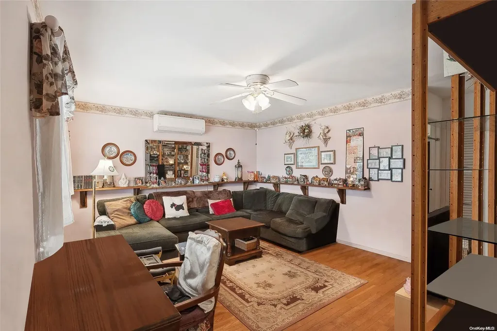 1654 Elsie Lane Bay Shore NY 11706