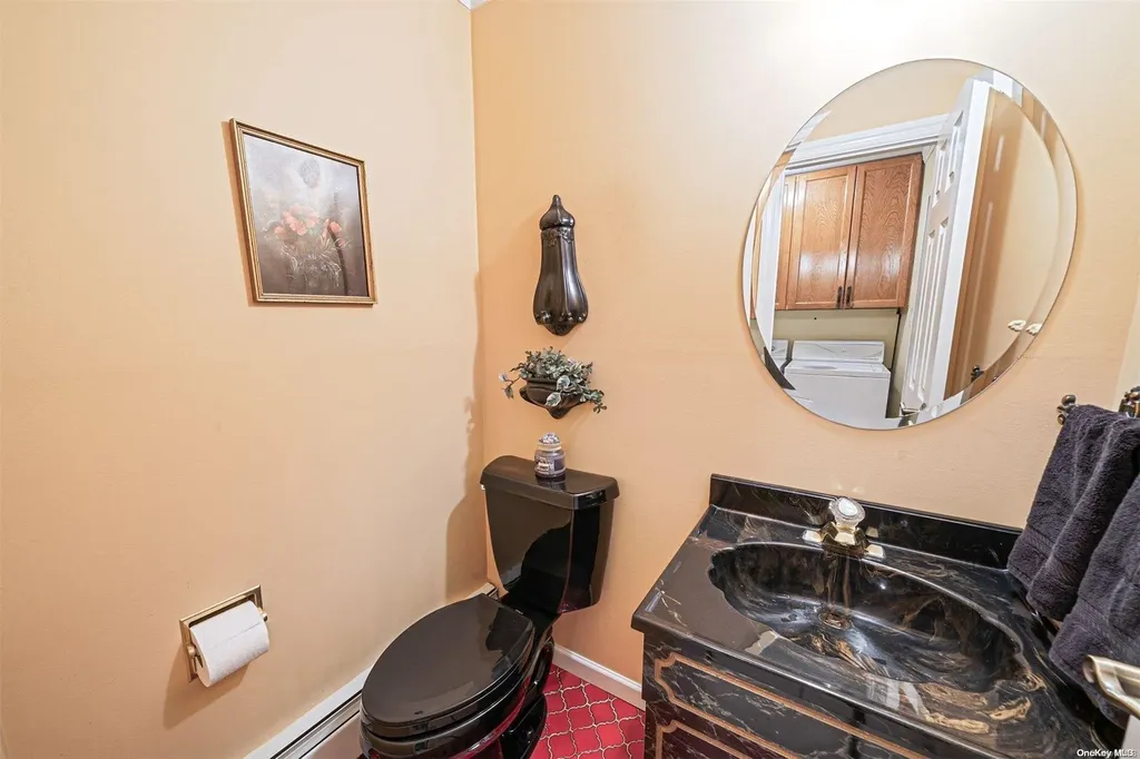 54 River Heights Drive Smithtown NY 11787