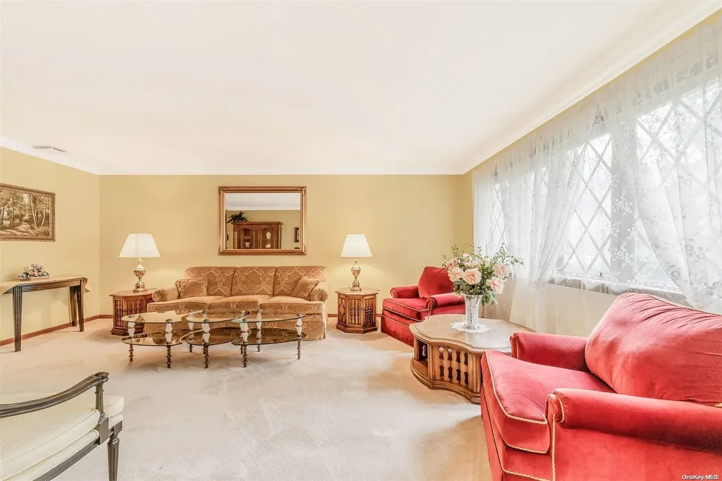 54 River Heights Drive Smithtown NY 11787