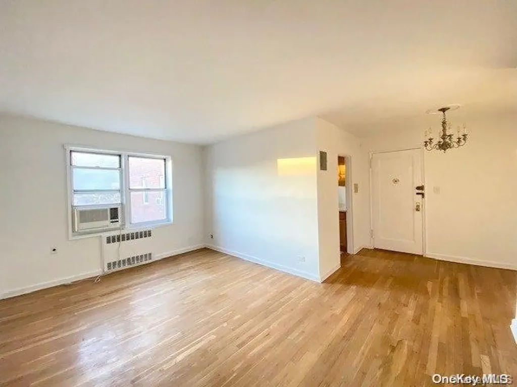 81-05 35 Avenue Jackson Heights NY 11372