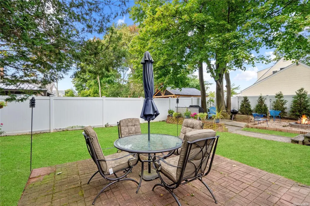 456 Arnold Avenue West Babylon NY 11704