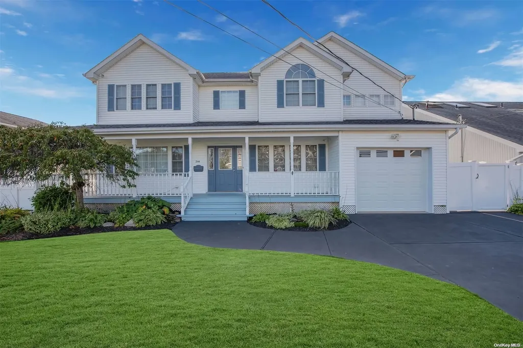 244 E Shore Road Babylon NY 11757