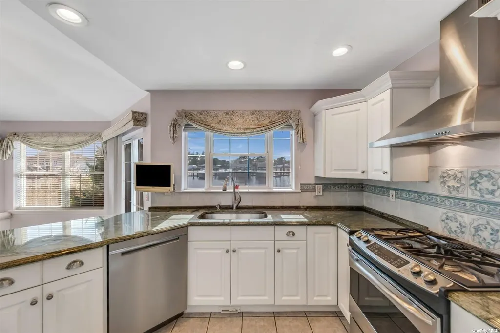 244 E Shore Road Lindenhurst NY 11757