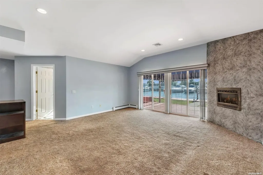 244 E Shore Road Lindenhurst NY 11757