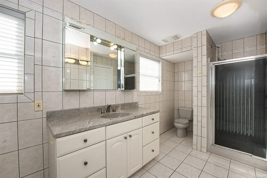 244 E Shore Road Lindenhurst NY 11757