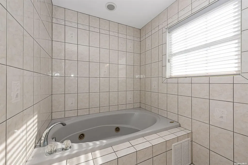 244 E Shore Road Lindenhurst NY 11757