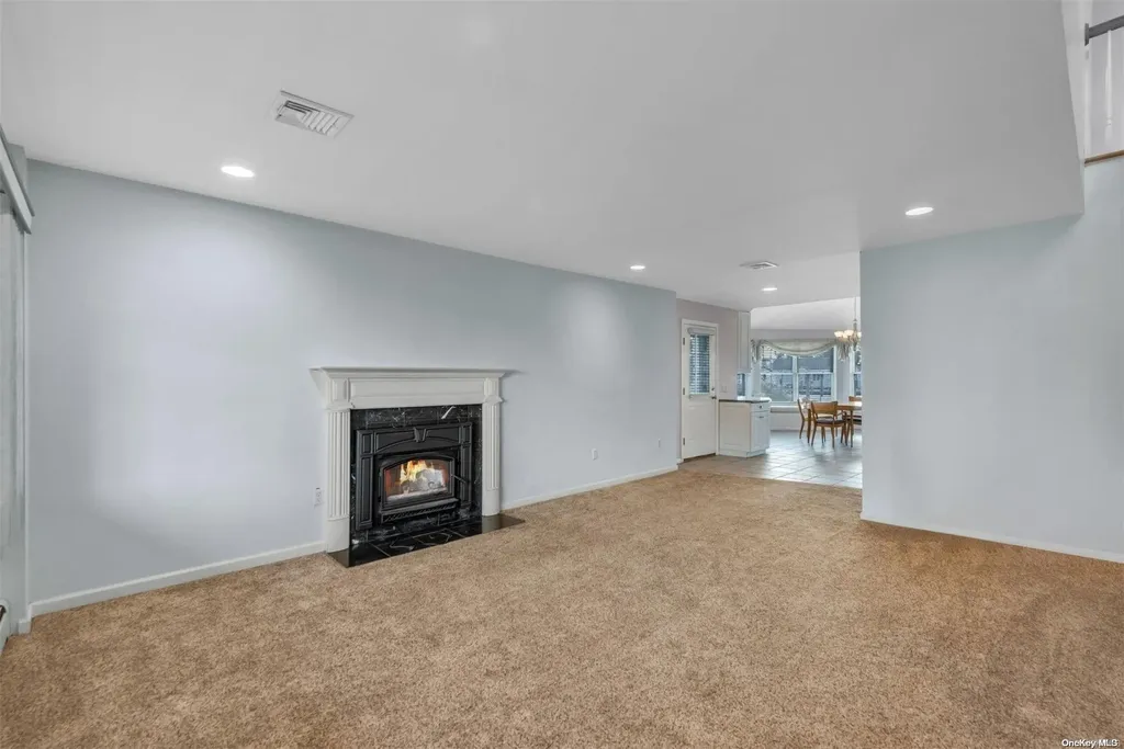 244 E Shore Road Lindenhurst NY 11757