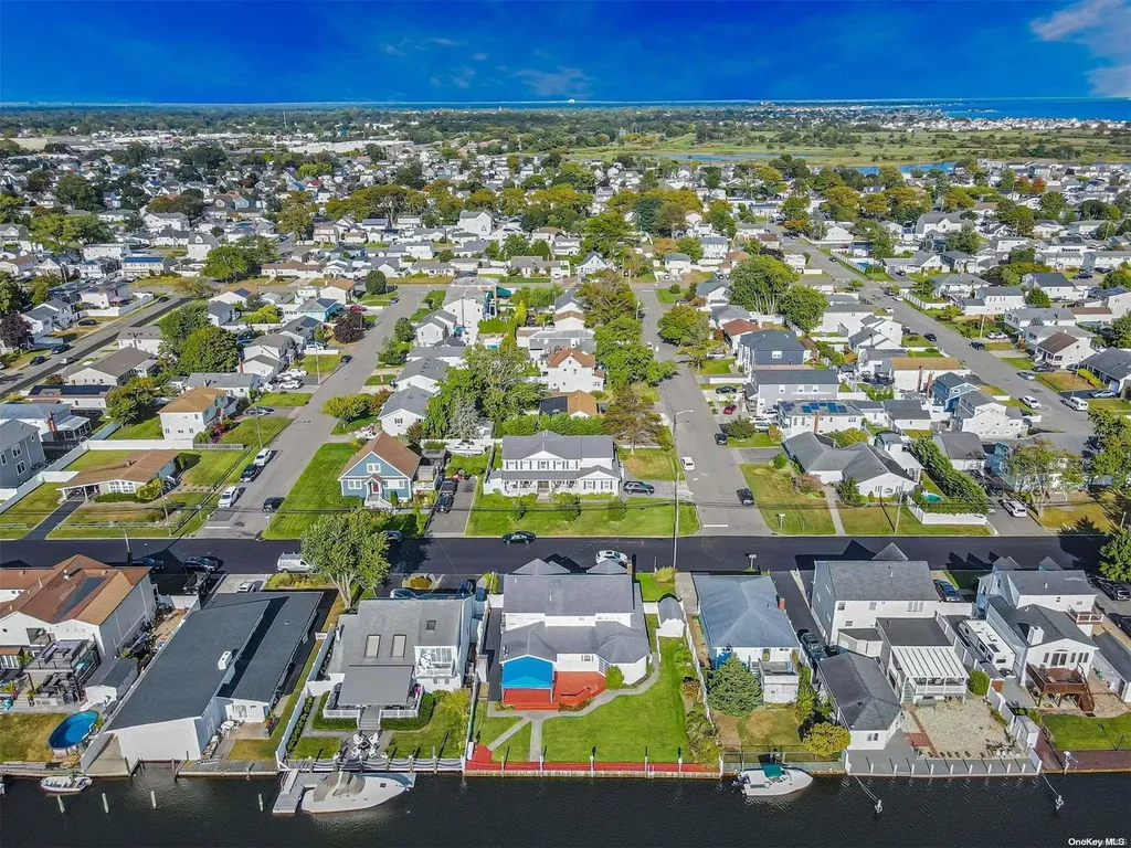 244 E Shore Road Lindenhurst NY 11757
