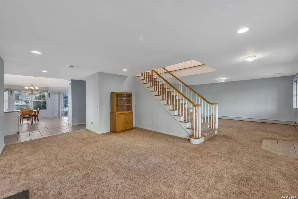 244 E Shore Road Lindenhurst NY 11757