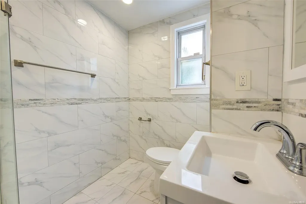 21 Fremont Road Valley Stream NY 11581
