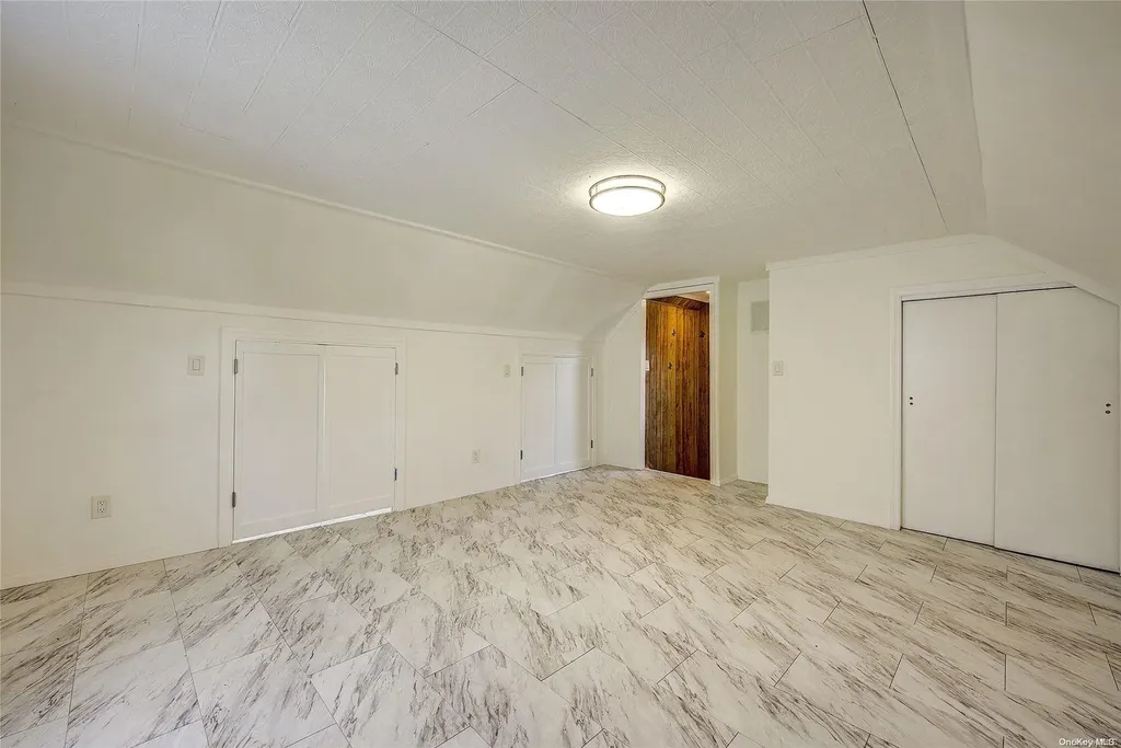 21 Fremont Road Valley Stream NY 11581