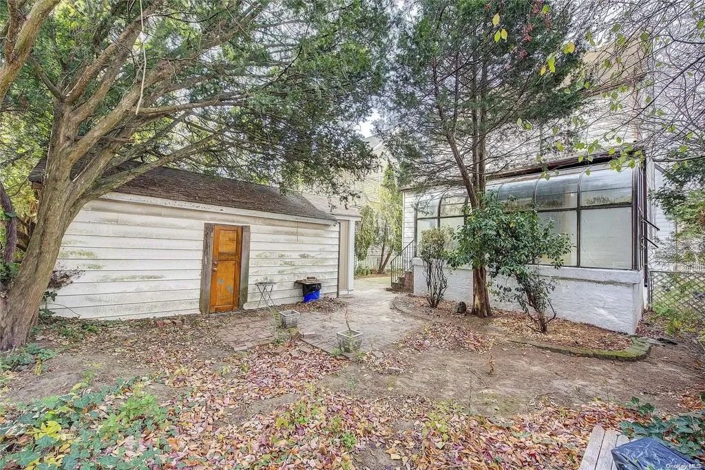 21 Fremont Road Valley Stream NY 11581