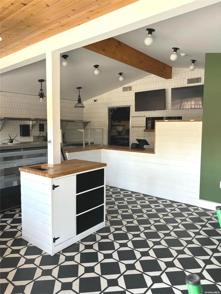 140 River Avenue Patchogue NY 11772