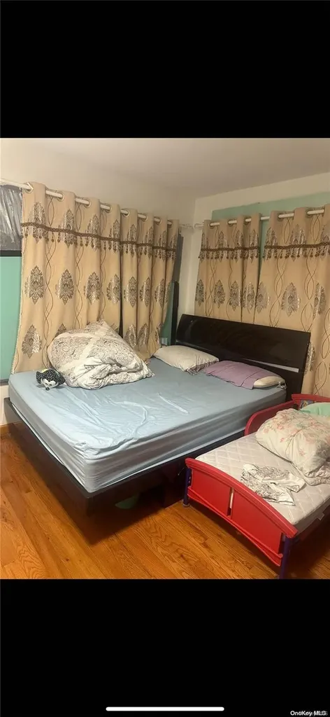 2215 E 21st Street Sheepshead Bay NY 11229