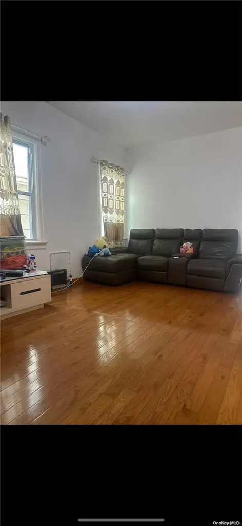 2215 E 21st Street Sheepshead Bay NY 11229