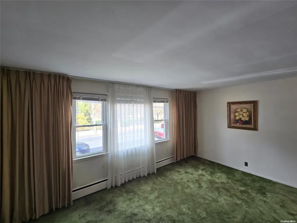 3234 Middletown Road Bronx NY 10465
