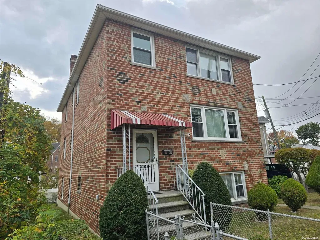 3234 Middletown Road Bronx NY 10465