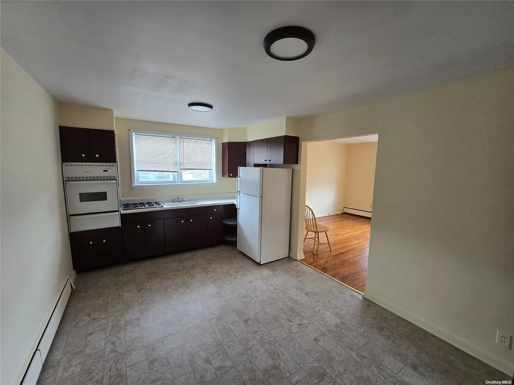 3234 Middletown Road Bronx NY 10465
