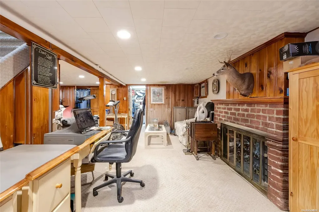 14 Orchard Valley Stream NY 11580