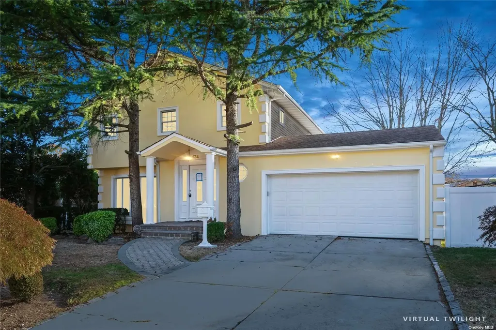 174 Executive Drive New Hyde Park NY 11040