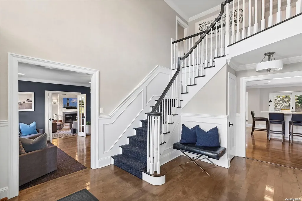 2 Westwind Court Huntington NY 11743