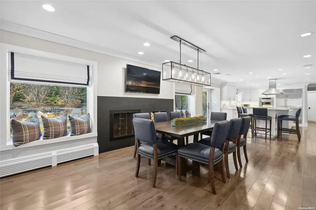 2 Westwind Court Huntington NY 11743