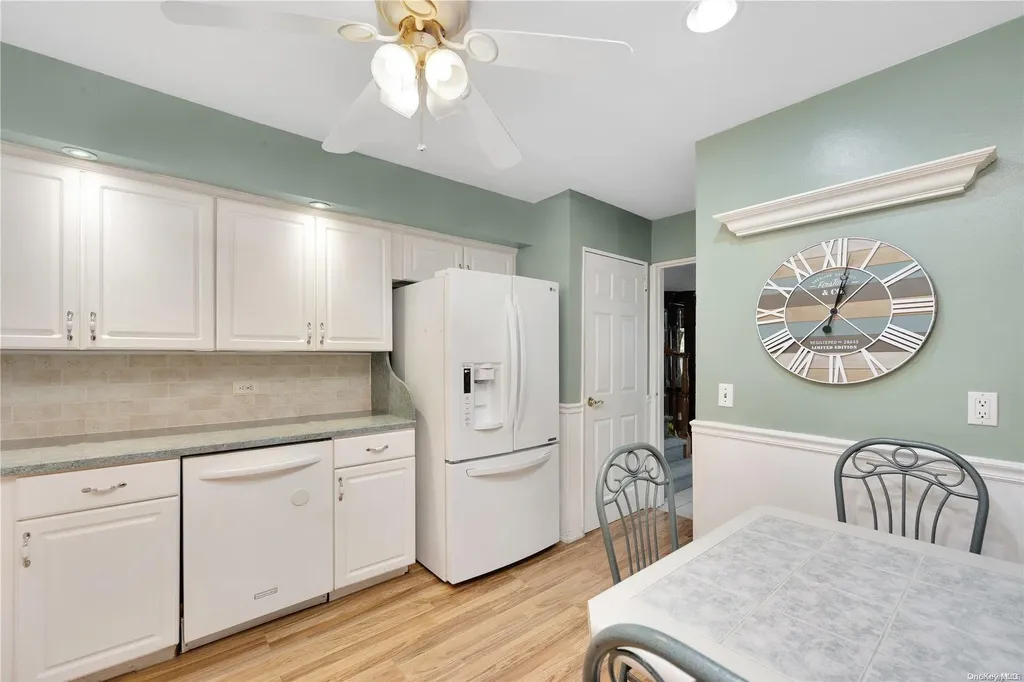 189 Siegel Boulevard Babylon NY 11702