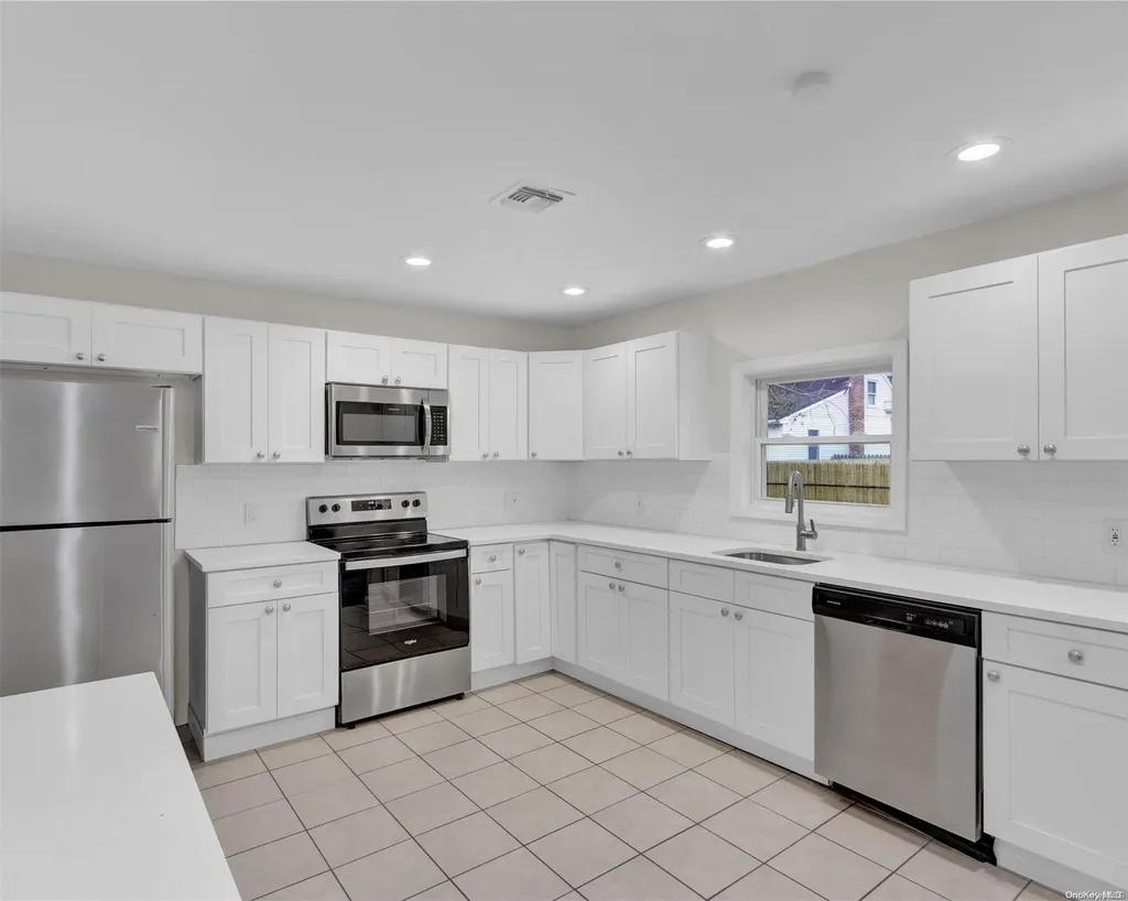 157 Cranberry Drive Mastic Beach NY 11951
