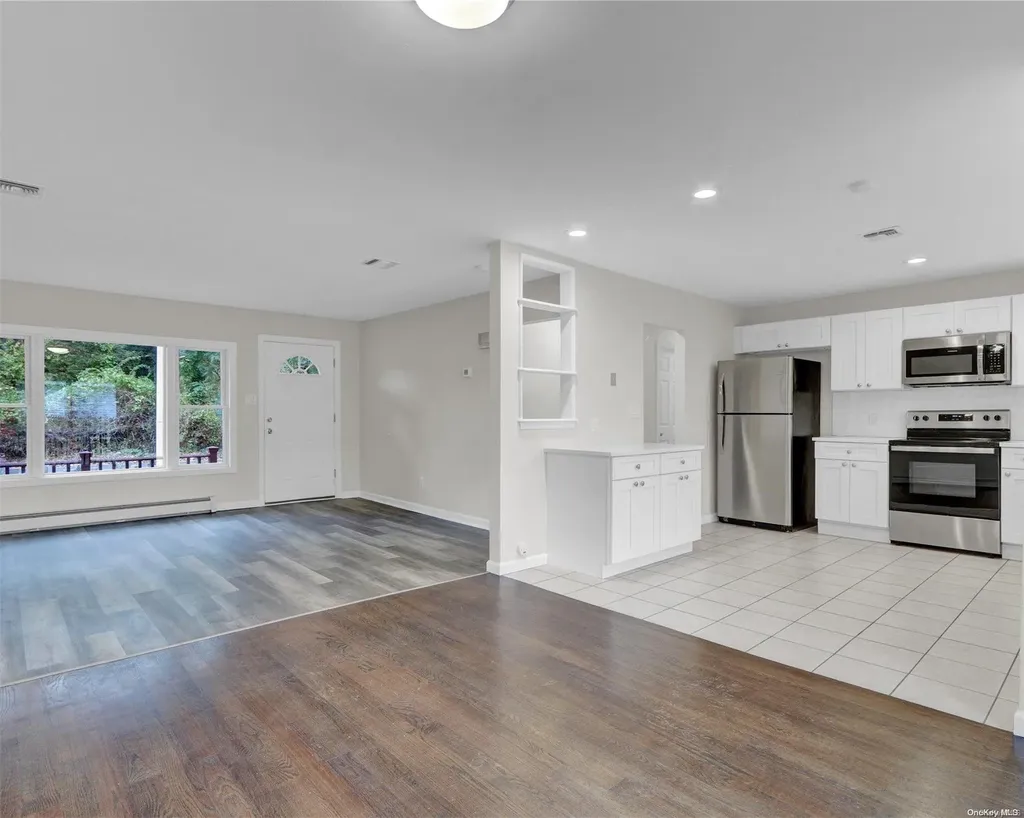 157 Cranberry Drive Mastic Beach NY 11951
