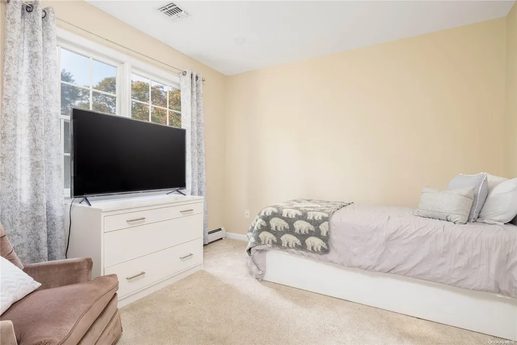 115 Cliff Road E Wading River NY 11792