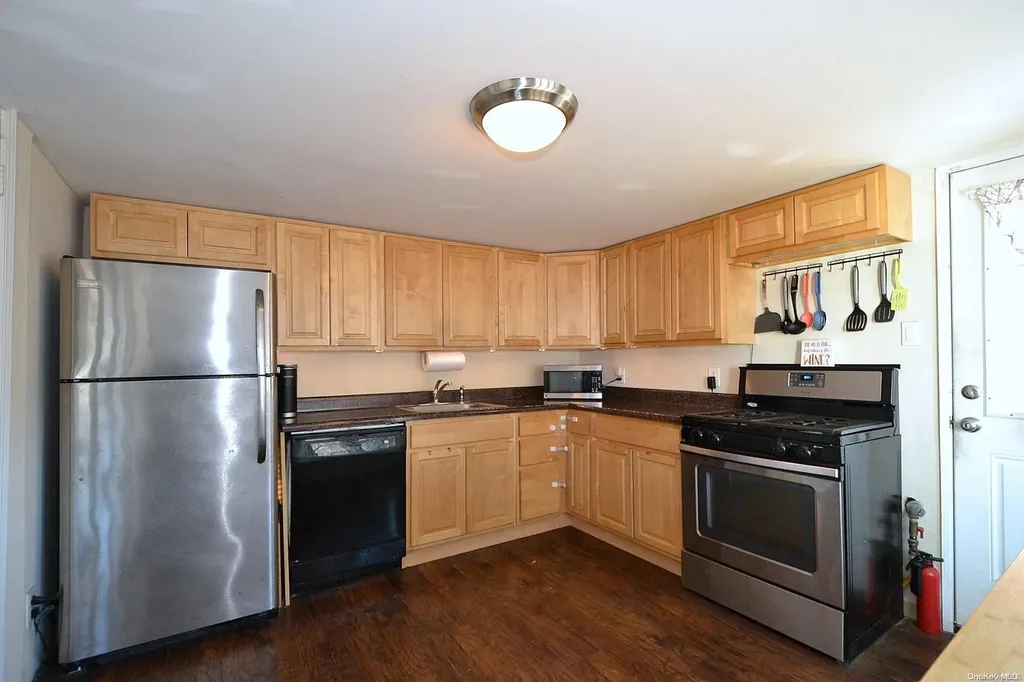 100 Oak Street Patchogue NY 11772