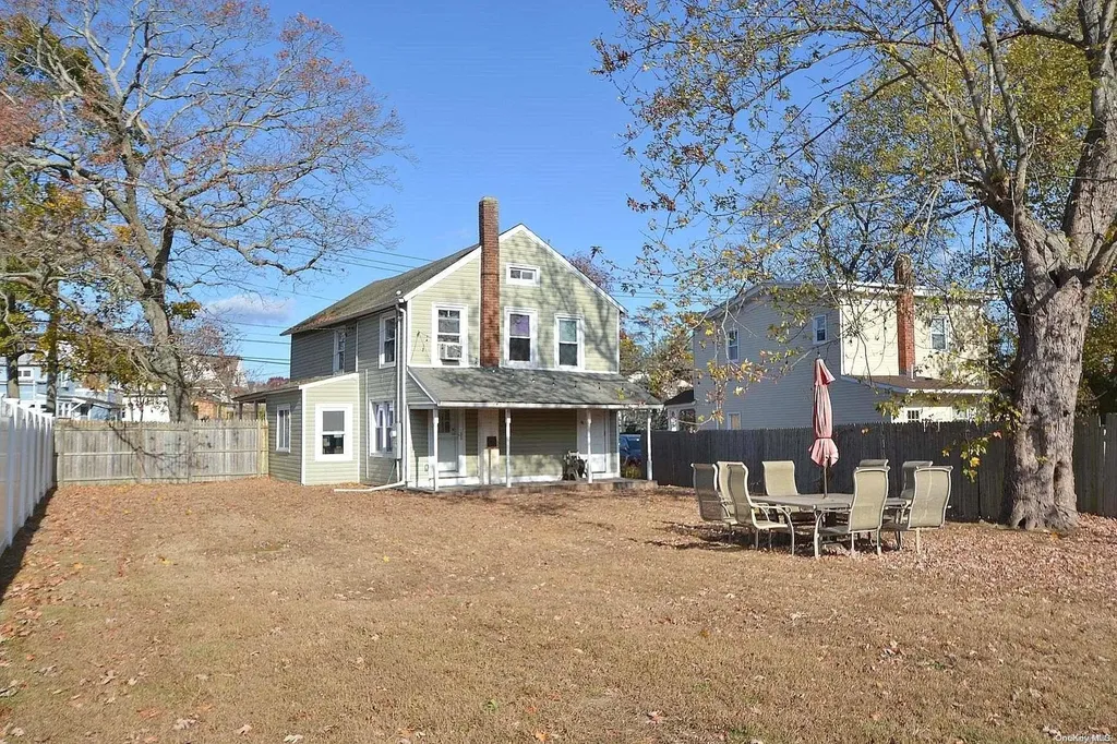 100 Oak Street Patchogue NY 11772