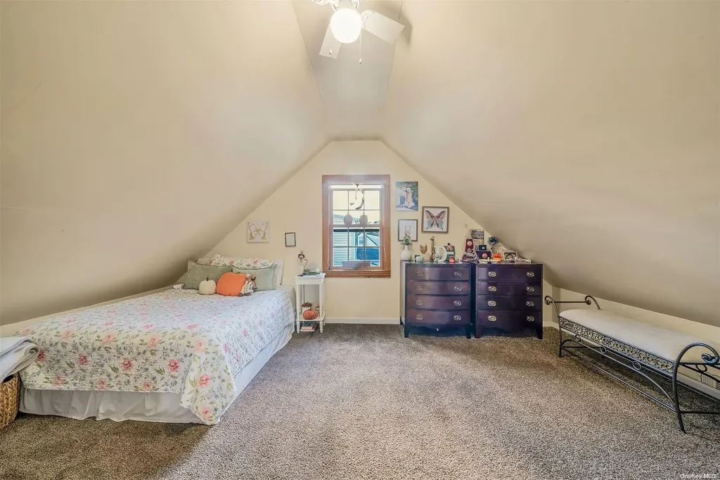 487 18th Street West Babylon NY 11704