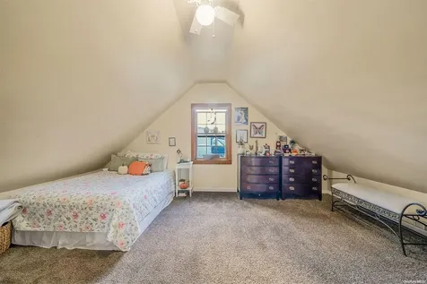 487 18th Street West Babylon NY 11704