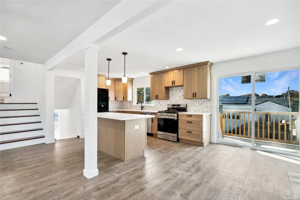 2302 Hampton Avenue Seaford NY 11783