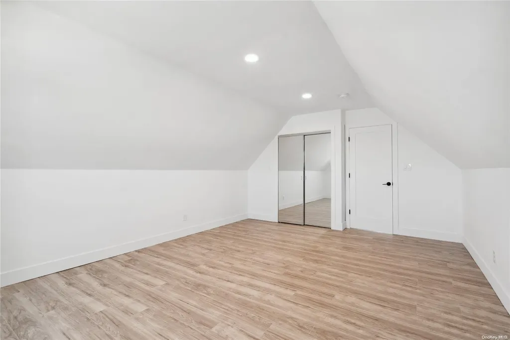 2302 Hampton Avenue Seaford NY 11783