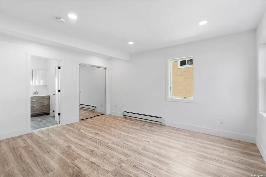 2302 Hampton Avenue Seaford NY 11783