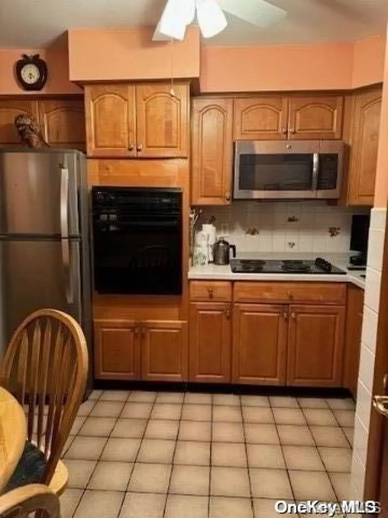 154 10th Street Bethpage NY 11714