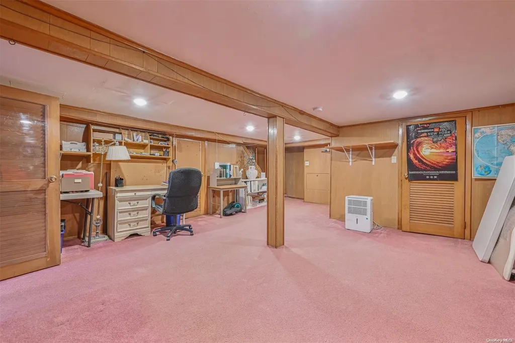 1534 Moffitt Avenue Hewlett NY 11557