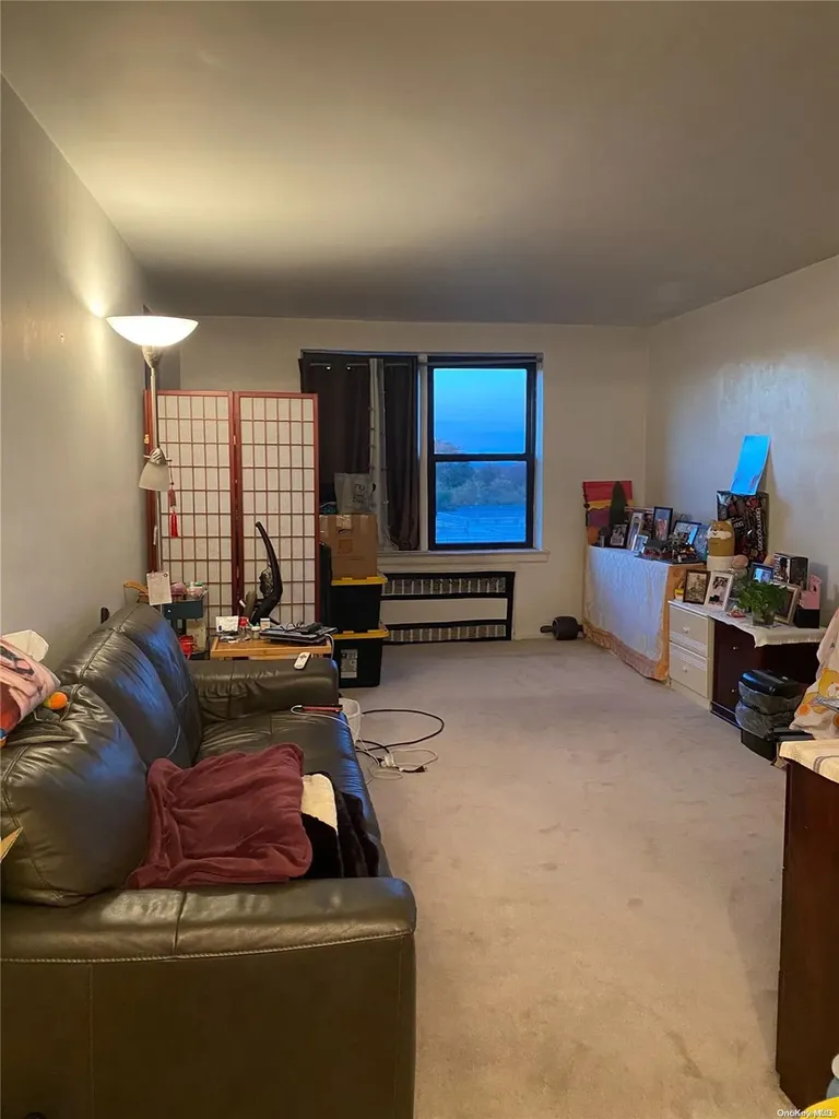 216-70 77 Avenue Bayside NY 11364