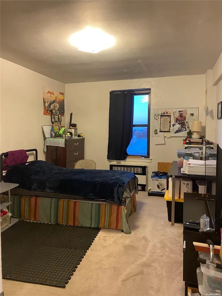 216-70 77 Avenue Bayside NY 11364