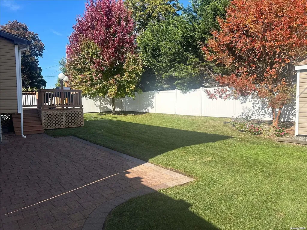 90 Nassau Avenue Plainview NY 11803