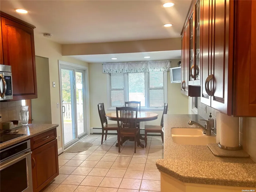 90 Nassau Avenue Plainview NY 11803