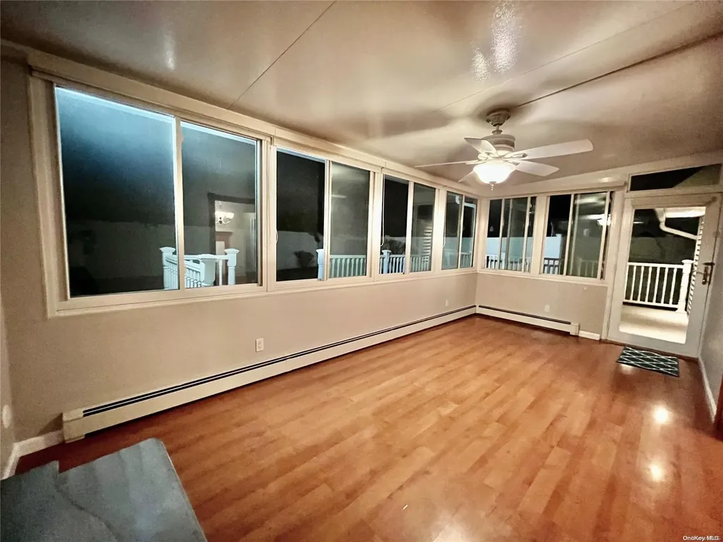 45 Blackbird Lane Levittown NY 11756