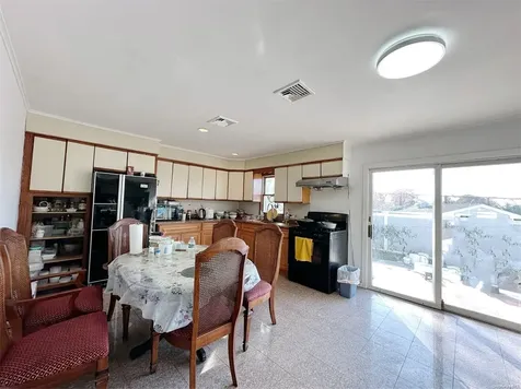 200 Saint Regis Drive Massapequa Park NY 11762