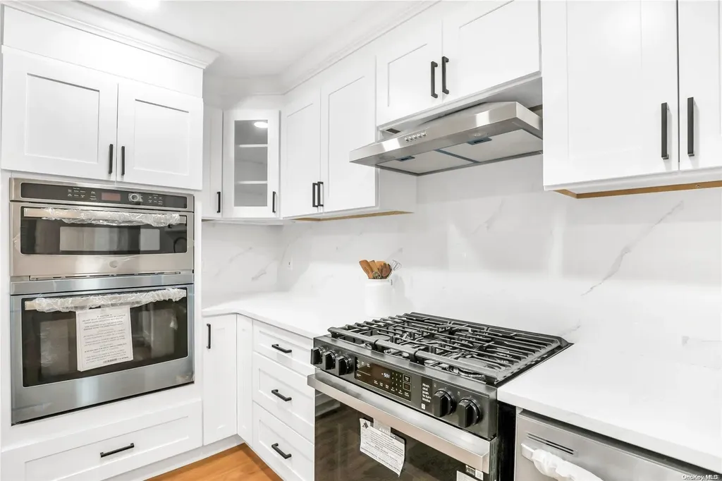 7 Platt Avenue Smithtown NY 11787