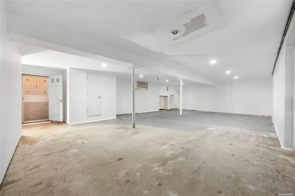 243 150th Street Whitestone NY 11357