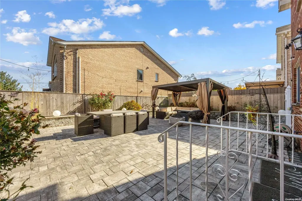 243 150th Street Whitestone NY 11357