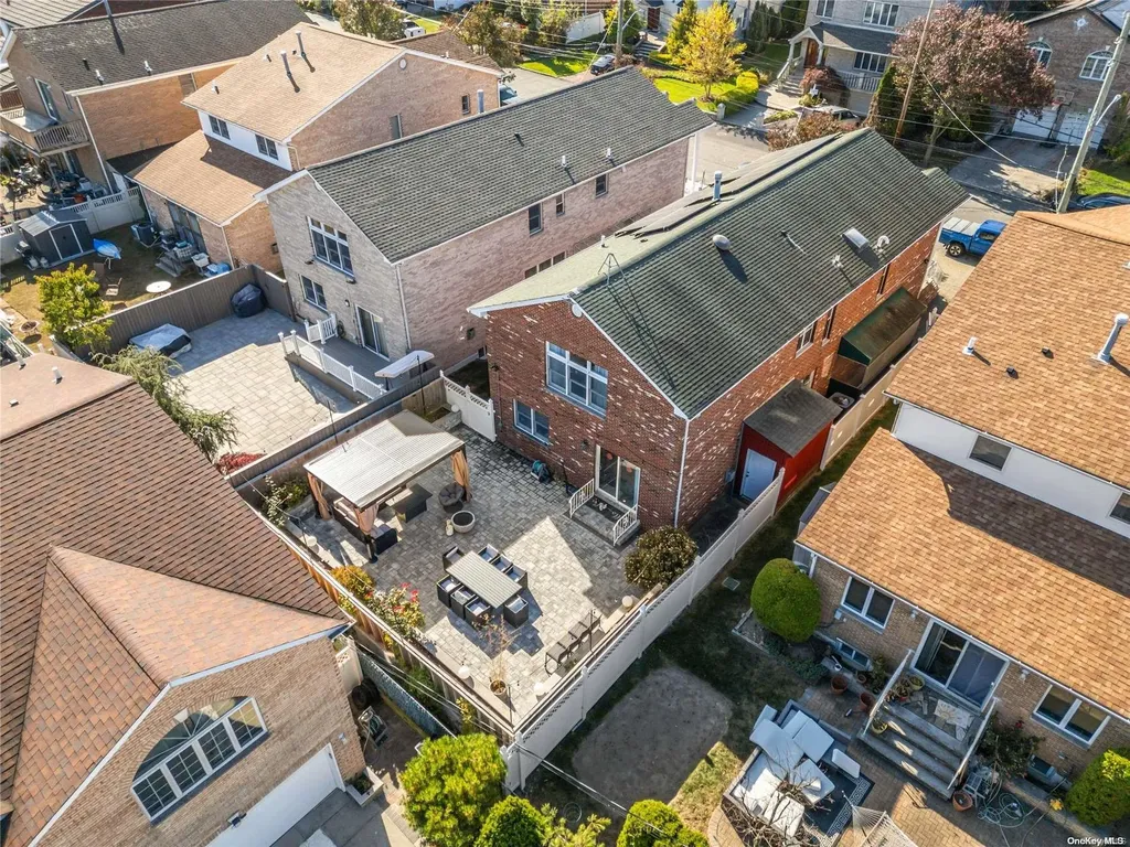 243 150th Street Whitestone NY 11357