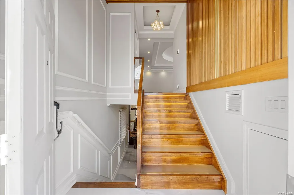 243 150th Street Whitestone NY 11357